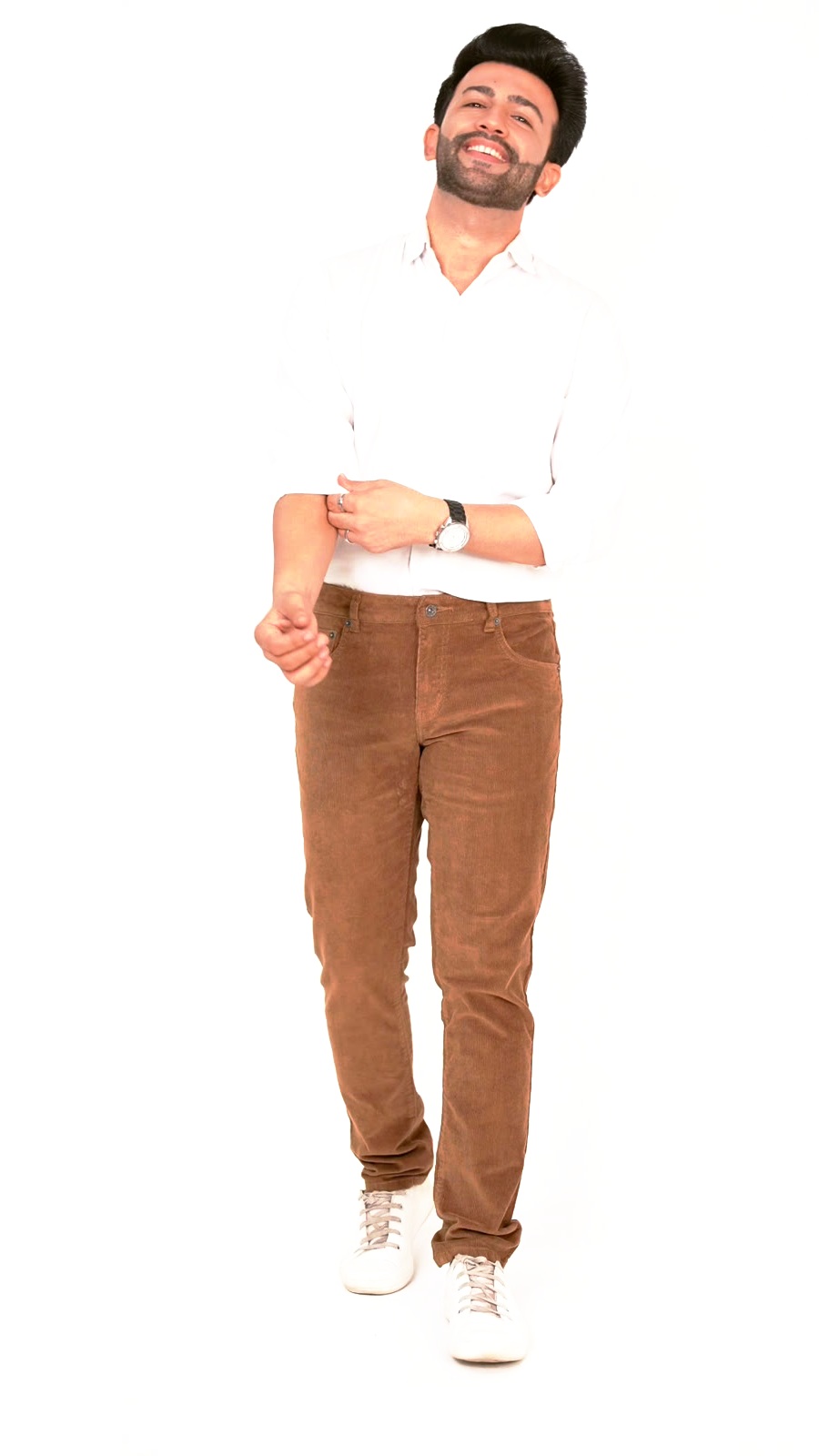 Model wearing CAPE-9 corduroy comfort-fit pants in Khaki